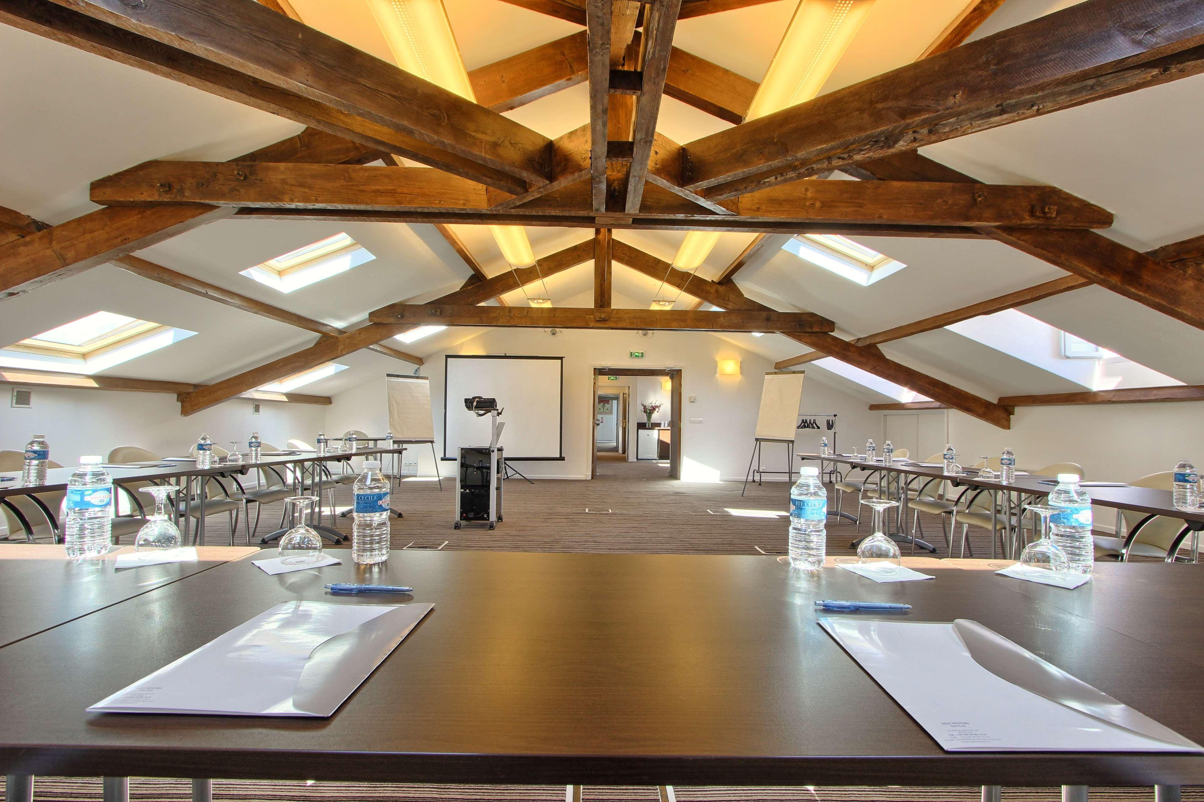 Hotel Western Lakmi 3*