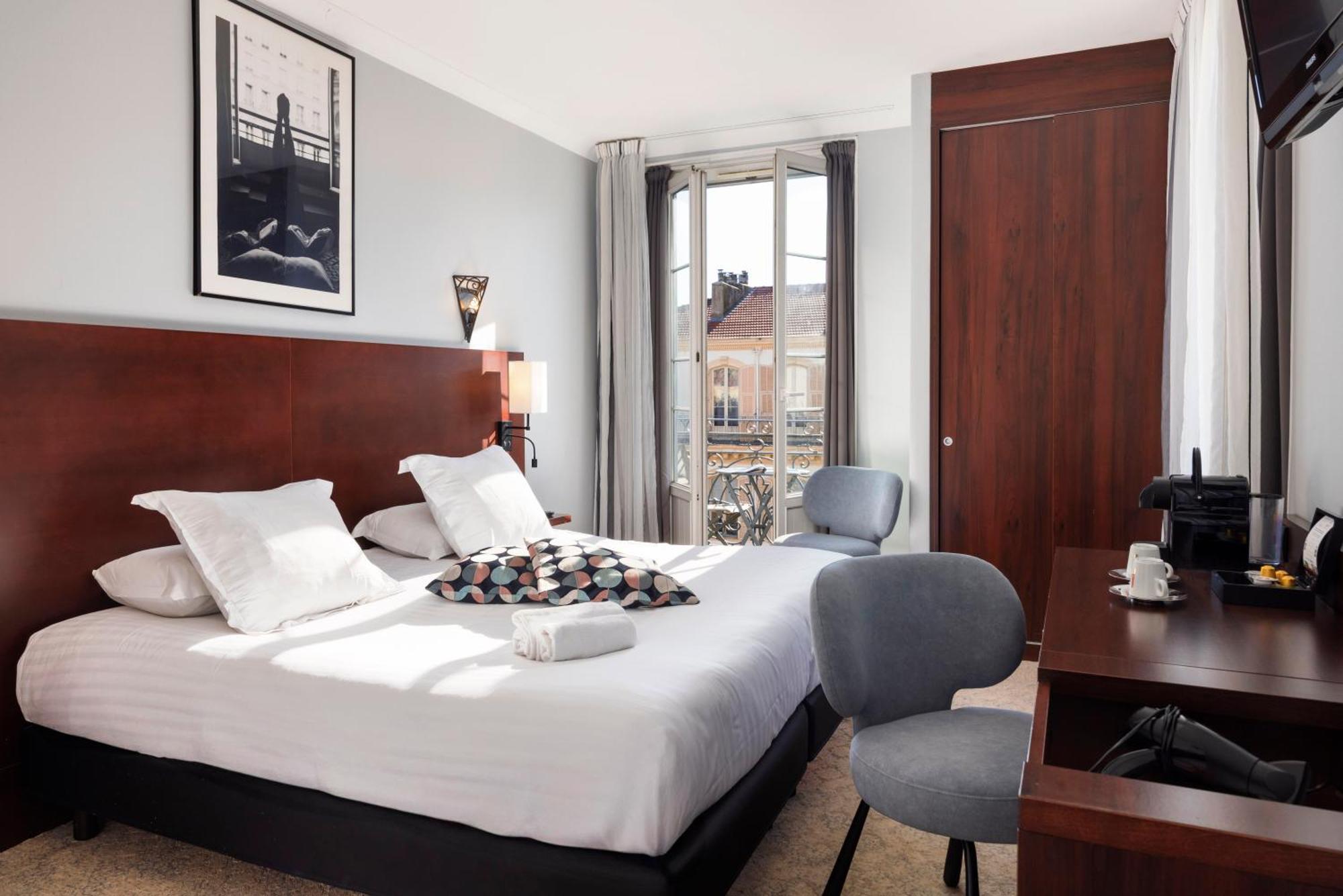 Hotel Western Lakmi 3*